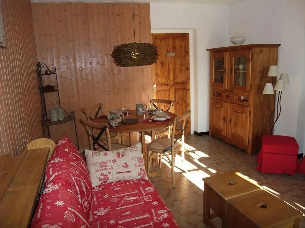 Le Domaine du Grand Cellier Gîtes Appartement en Savoie Tournon-sur-Rhône France